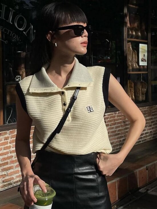PUFFCOWEAR Tops - PUFFCOWEAR Lyon Knitted Top NWT One Size